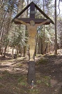 Ústredný kríž na novom cintoríne v Ambrušovciach