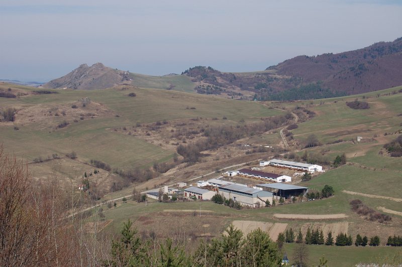 Pohľad na Kamenický hrad z vrchu Hrabienka