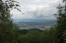 Výhľad z hrebeňa na Hervartov